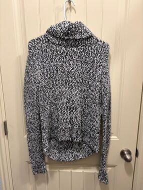 Cozy Black & White Marled Turtleneck Sweater